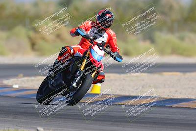 media/Nov-11-2023-SoCal Trackdays (Sat) [[efd63766ff]]/Turn 2 Set 1 (1125am)/